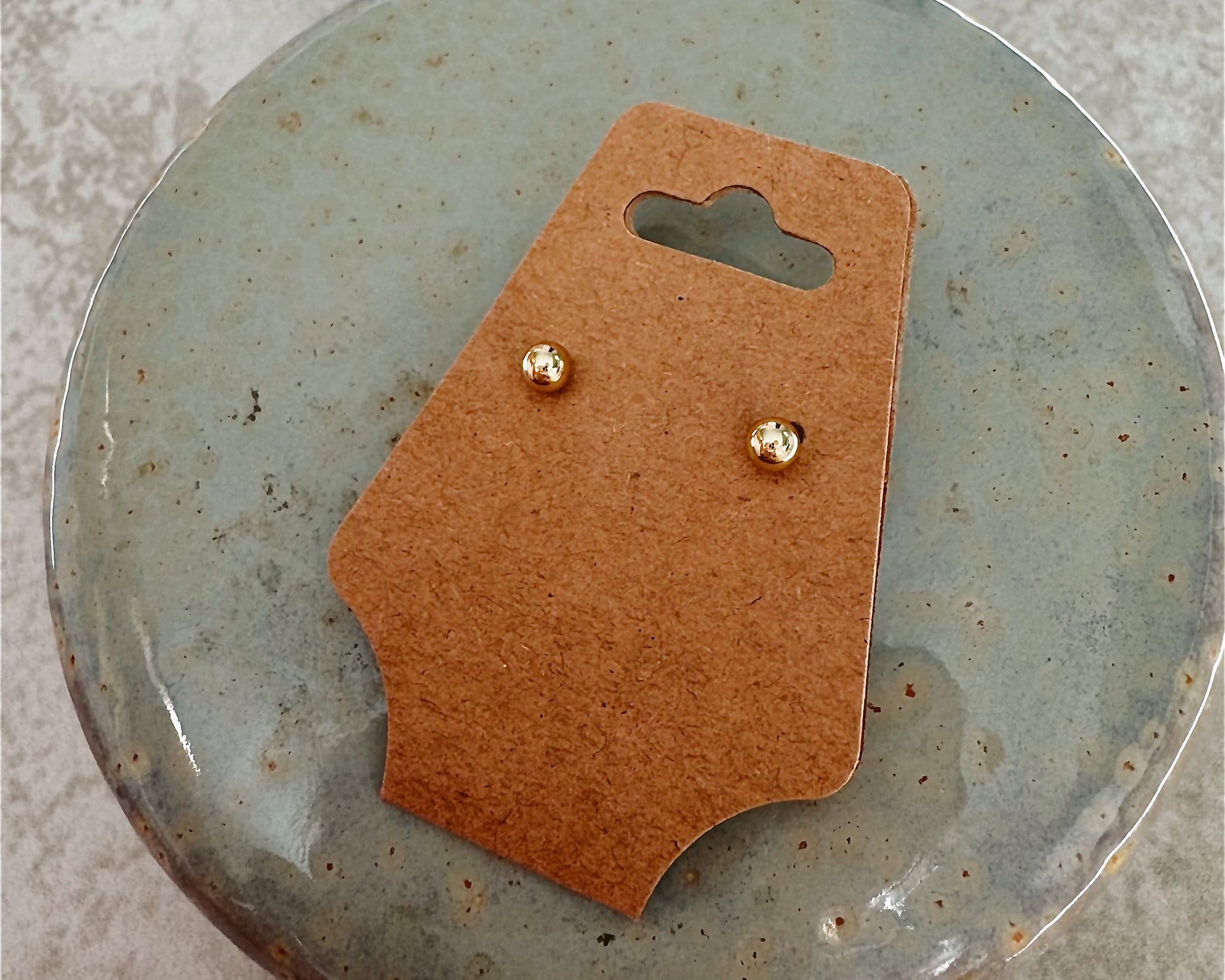 Gold stud earring