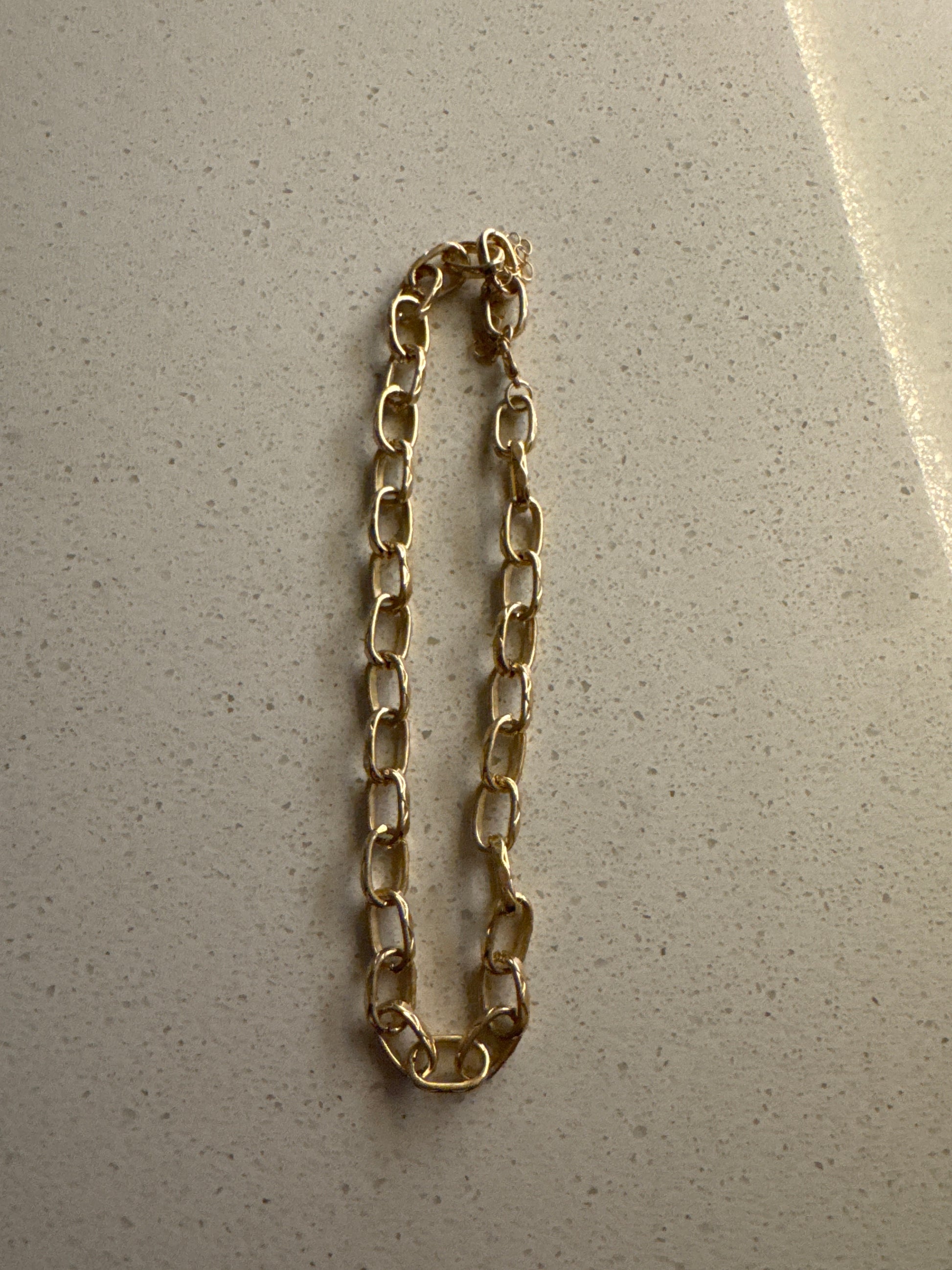 Chunky gold chain